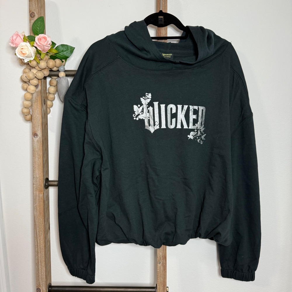 Wicked NWT Black Cinched Sweatshirt Size‎ Large
